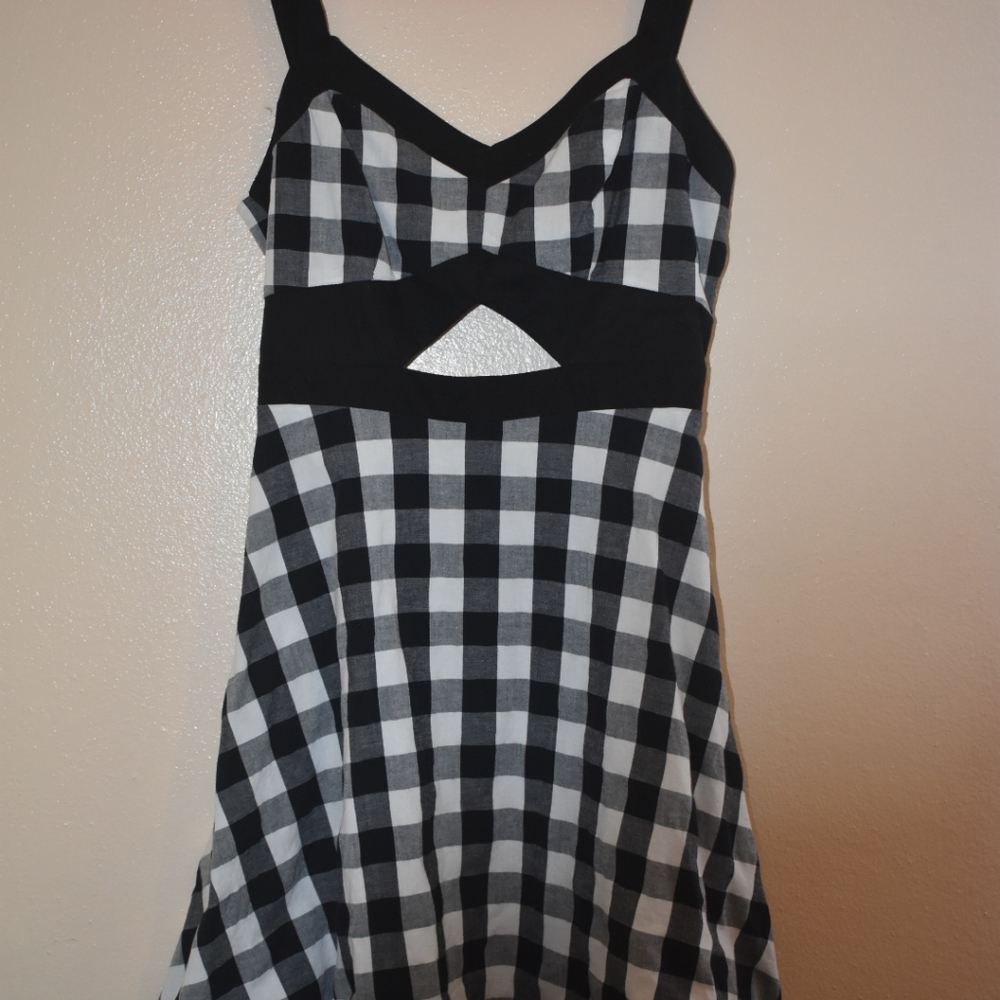 Short dress